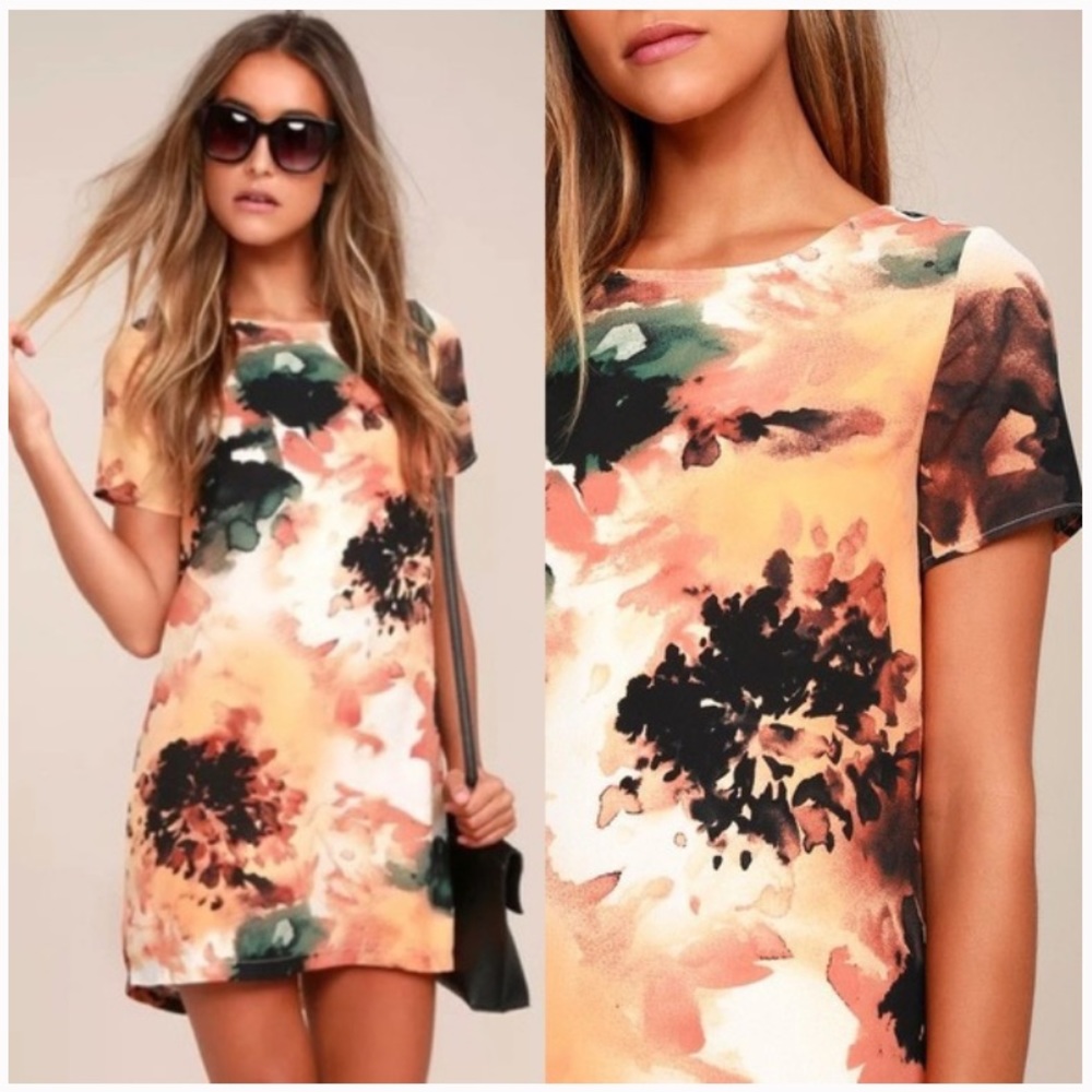 Lulu’s Camaraderie Watercolor Shift Dress Short Sleeve Size Medium Peach Green
